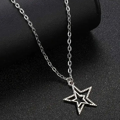 Gothic retro star necklace